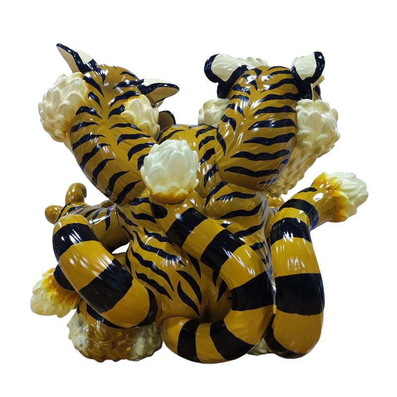 抽選販売】GRAPE BRAIN × STRANGECAT TOYS 三面猛虎 コショウ